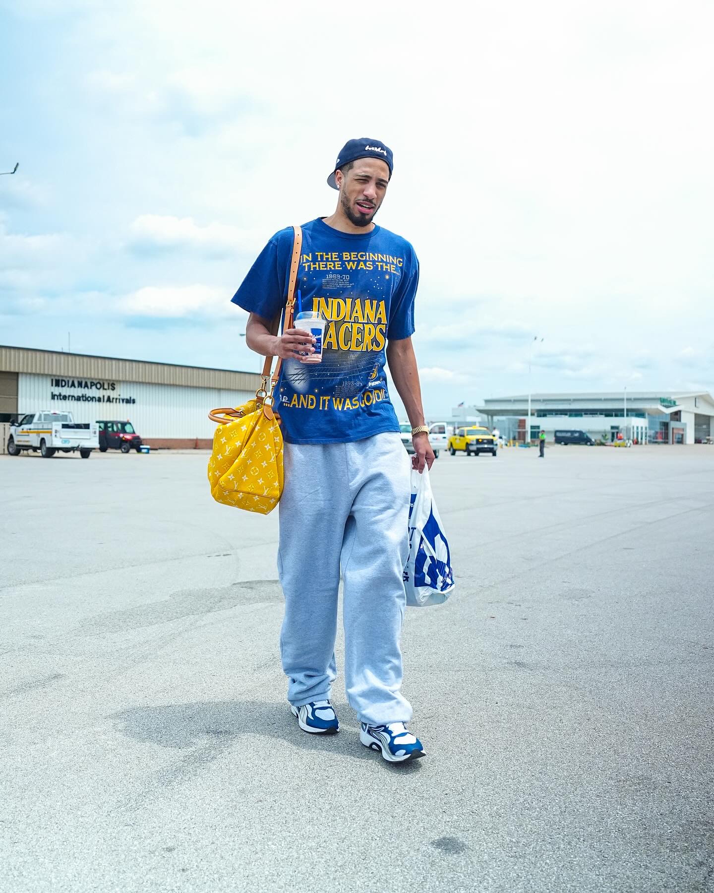 九游体育登录入口 -NBA季后赛集结日走向成谜，俄克拉荷马雷霆强势反弹，底气十足，细节决定成败的简单介绍